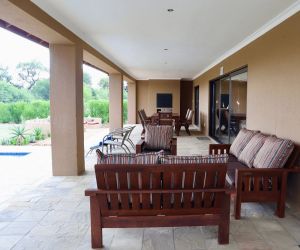 Big 5 Game reserve Johannesburg - Gallery, Suites, outside